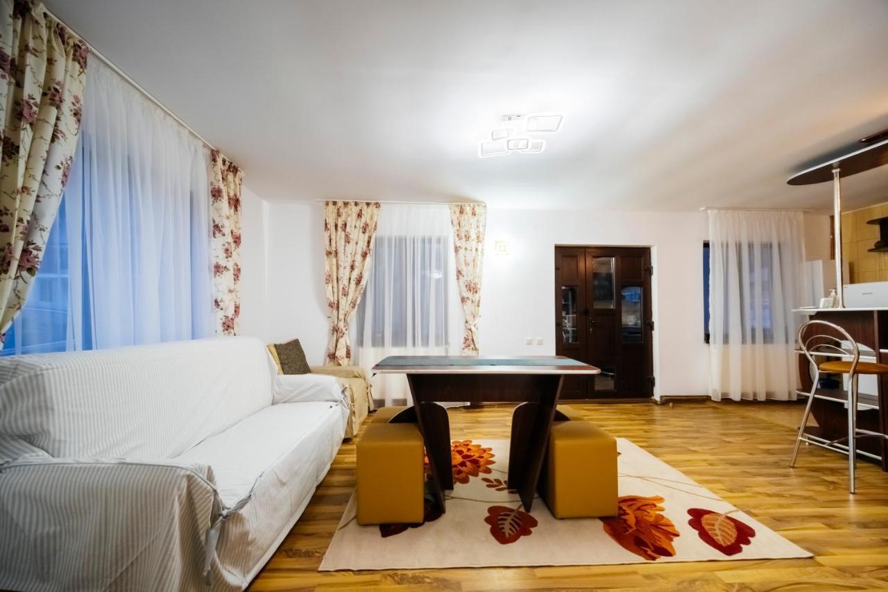 Casa Valeria Voronet Villa Kültér fotó